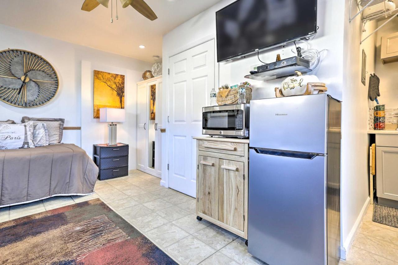 Central Elmont Studio With Great Outdoor Space! Exteriör bild